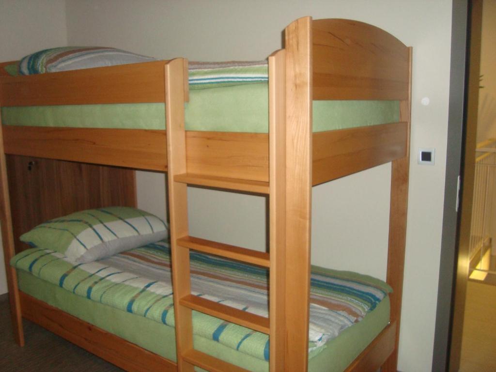 Hostel Plus Caffe Petrovče Værelse billede